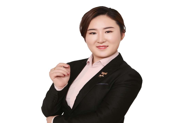 闫明恩.jpg